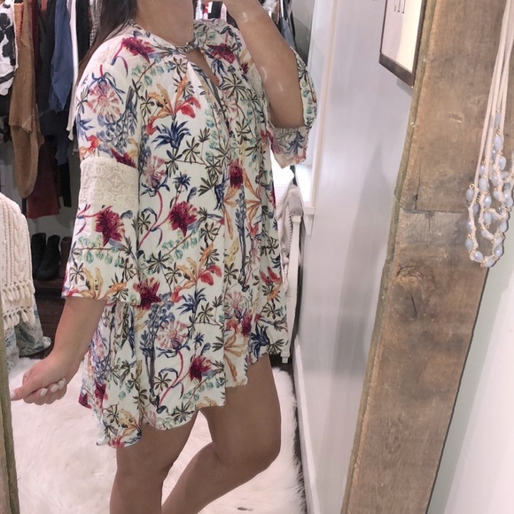 Umgee size medium floral boho skater dress - Picture 2 of 7